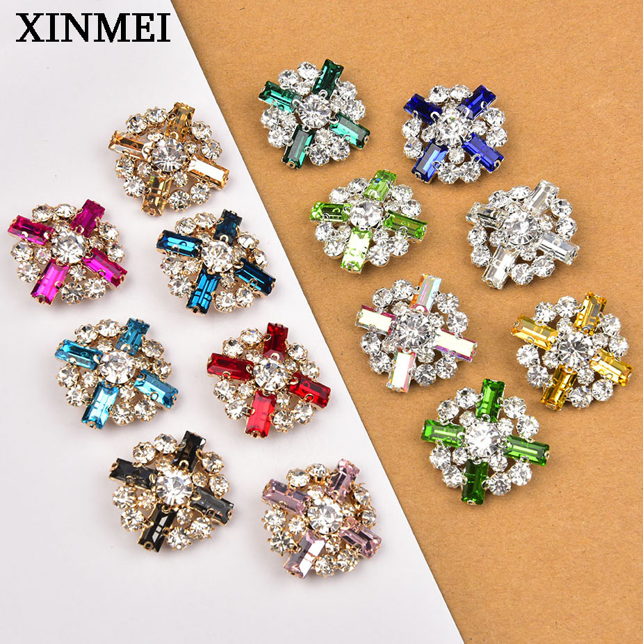 Button Hole Cutter - 5 bottoni con gambo in strass