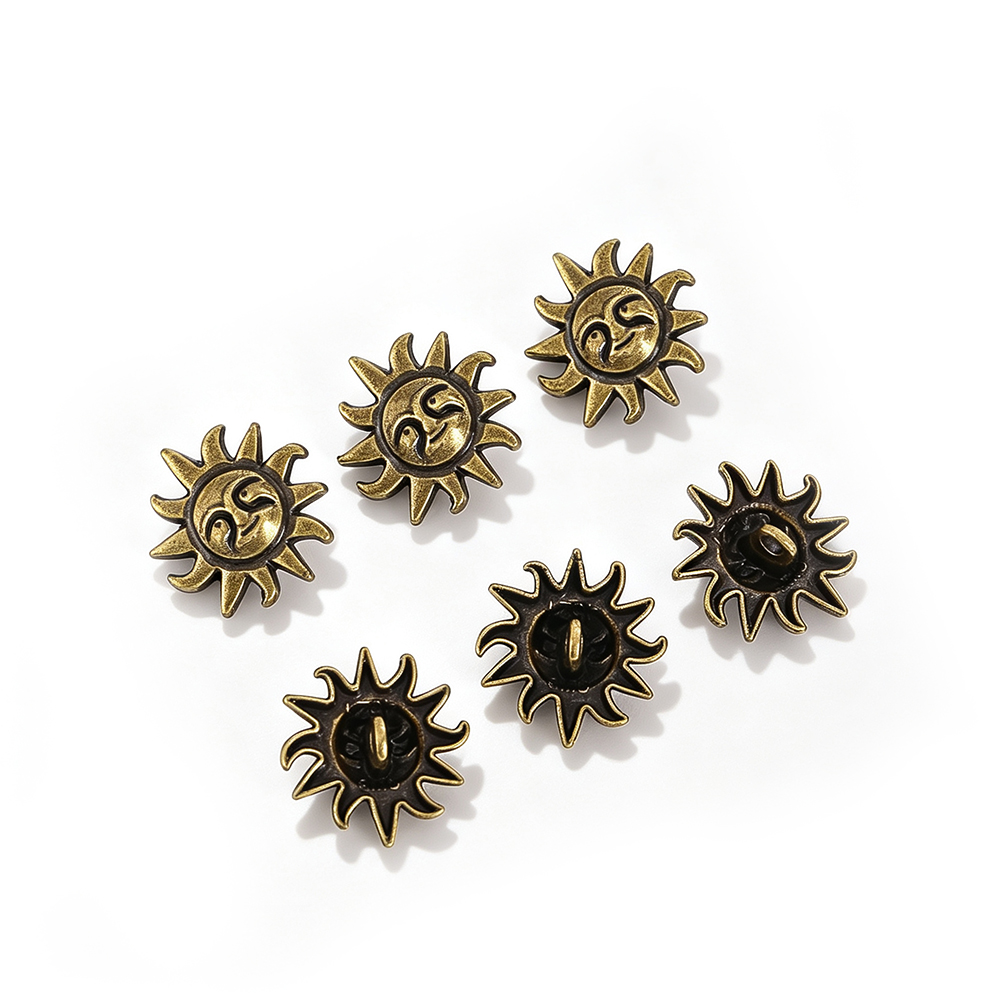 10 bottoni in metallo a forma  - Button Hole Cutter recensione e prezzo