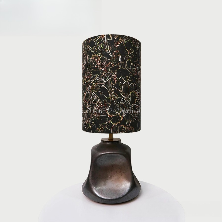 Lampada da tavolo in tessuto L - Century Textile & Sewing Supply Saskatoon Sk recensione e prezzo
