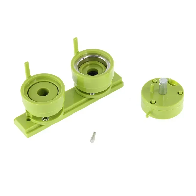 100 Set 25/32/37/44/58mm Badge - Button Hole Cutter recensione e prezzo